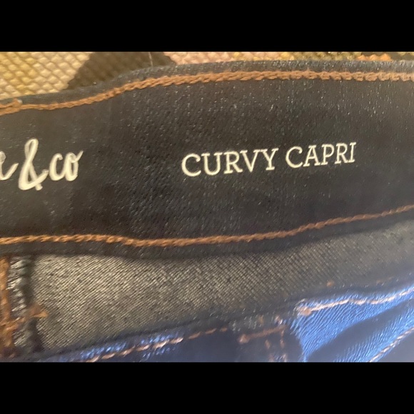 Dark Blue Jeans Cropped Capri Mid Rise 5 Pocket - Picture 8 of 8